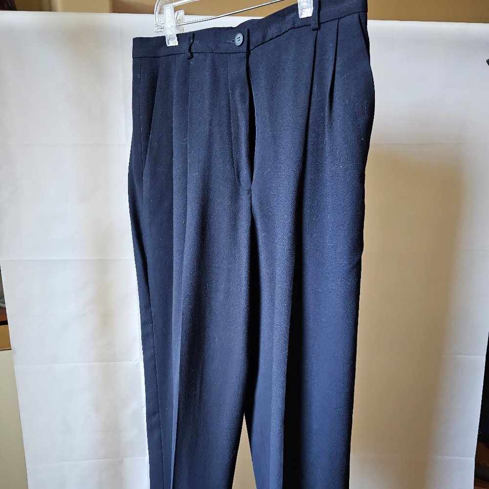 NWOT Liz Claiborne Petite Black Wool Pants - Size 10P